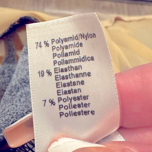 Sariana Designer One-Piece Swimsuit - Black/Brown/Gold Chic Chain Print Size 16 - Picture 4 of 11